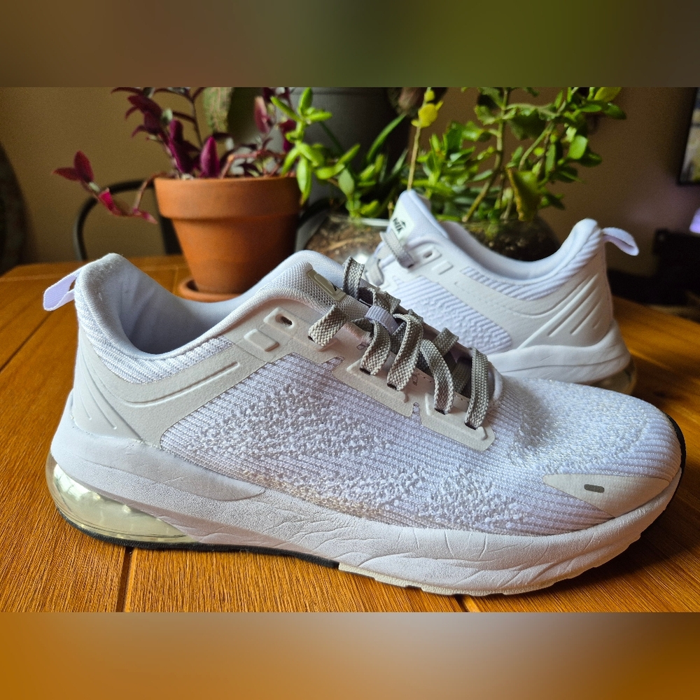 Avia Womens‎ S Air Sneakers - Size 8
